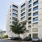 Sunny&Bright Amoreiras 4 pax - Checkinhome